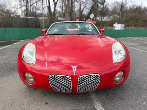 2007 Pontiac Solstice Convertible 2D