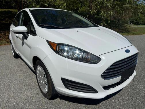 2016 Ford Fiesta S