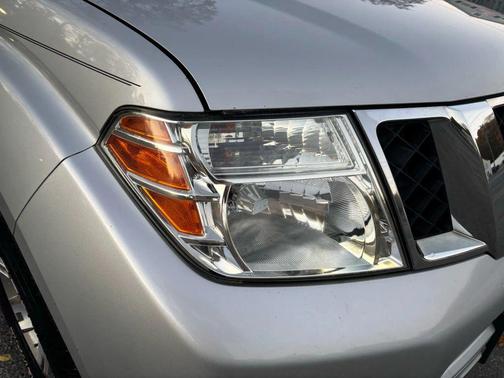 2012 Nissan Pathfinder Silver