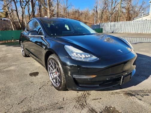 2019 Tesla Model 3 Standard Range