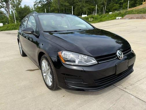 2016 Volkswagen Golf SportWagen TSI Limited Edition