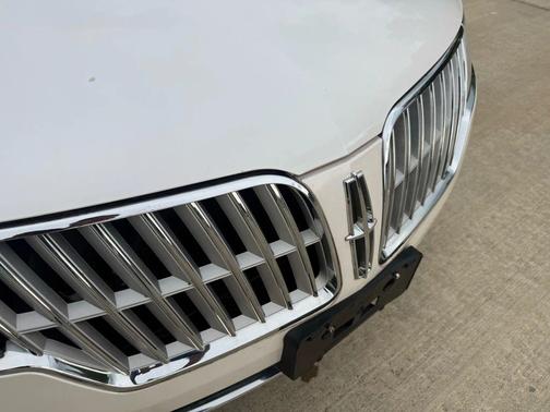 2011 Lincoln MKZ Base