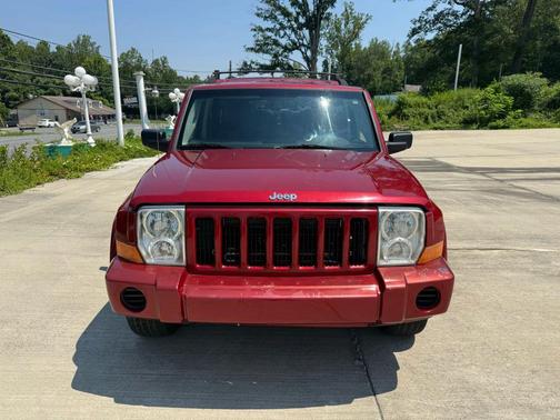 2006 Jeep Commander Base