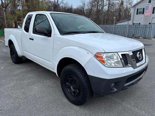 2012 Nissan Frontier S