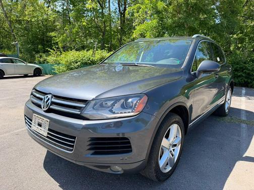2013 Volkswagen Touareg VR6 Lux