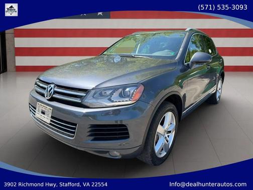 Gray 2013 Volkswagen Touareg VR6 Lux