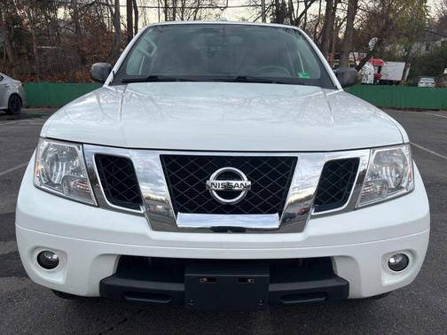 2017 Nissan Frontier SV