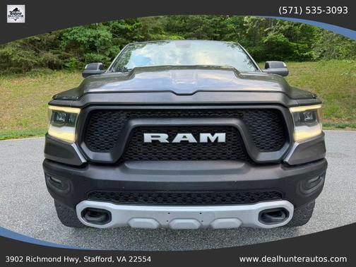 Granite Crystal Metallic Clearcoat 2019 RAM 1500 Rebel