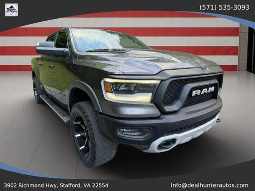 Granite Crystal Metallic Clearcoat 2019 RAM 1500 Rebel