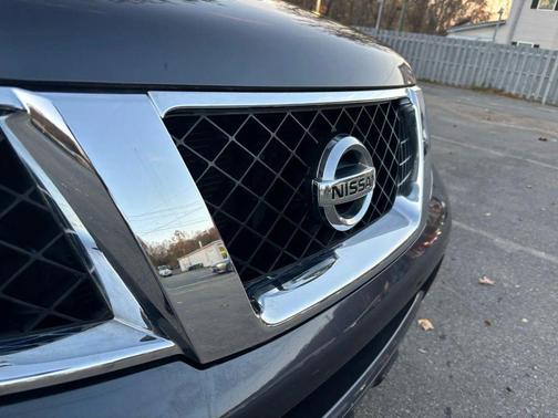 2012 Nissan Pathfinder S