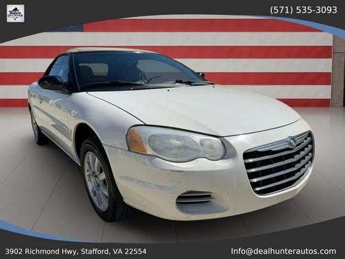 White 2004 Chrysler Sebring Base