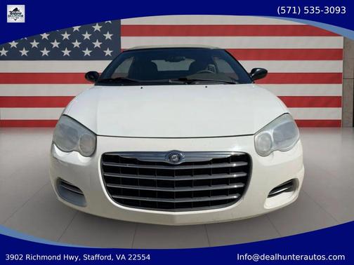 White 2004 Chrysler Sebring Base