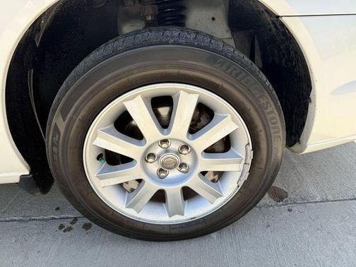 2004 Chrysler Sebring Base