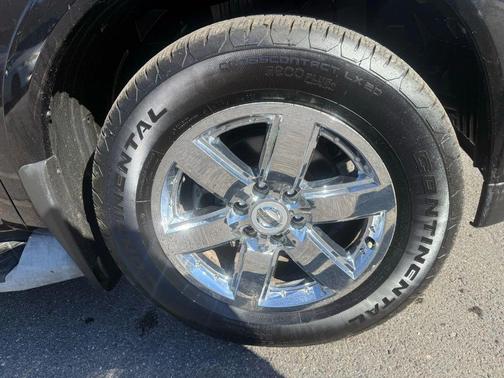 2012 Nissan Armada Platinum