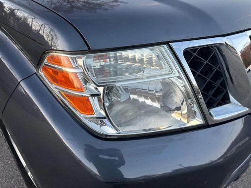 2012 Nissan Pathfinder S