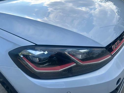 2018 Volkswagen Golf GTI 2.0T S 4-Door