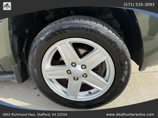 Jeep Green Metallic Clearcoat 2009 Jeep Compass Sport