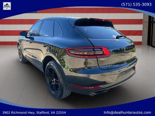 Black 2018 Porsche Macan Macan Sport Edition