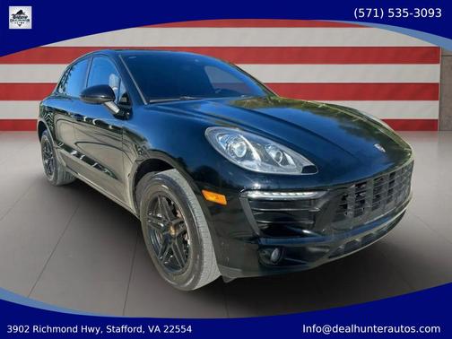 Black 2018 Porsche Macan Macan Sport Edition