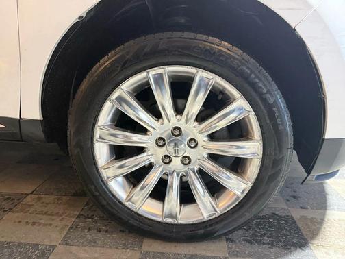 2014 Lincoln MKX Base