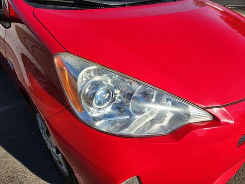 2013 Toyota Prius c Two