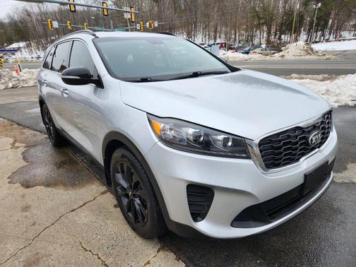 2019 Kia Sorento S