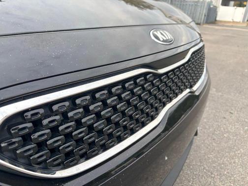 2017 Kia Niro Touring