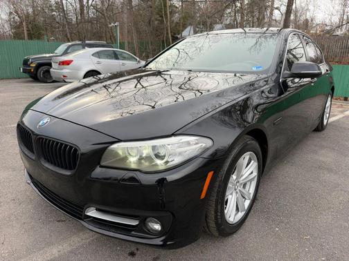 2015 BMW 528 528i Sedan 4D