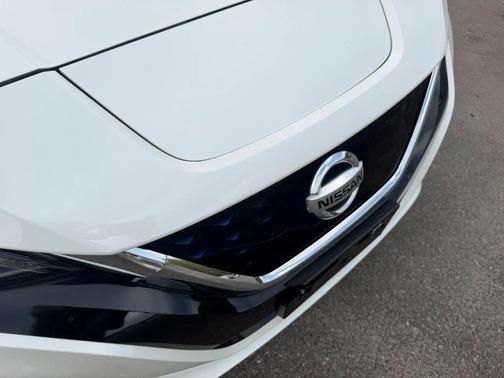 2022 Nissan Leaf SV 40 kWh