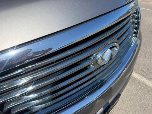 2012 INFINITI QX56 Base