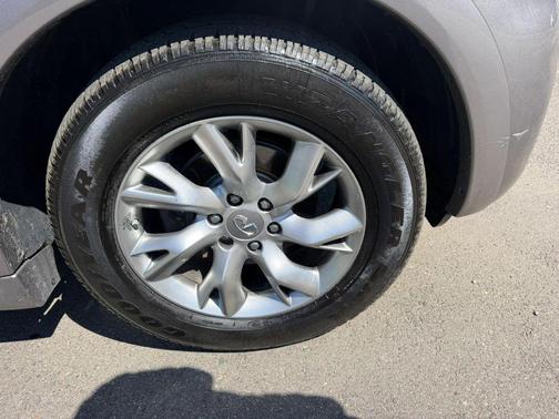 2012 INFINITI QX56 Base