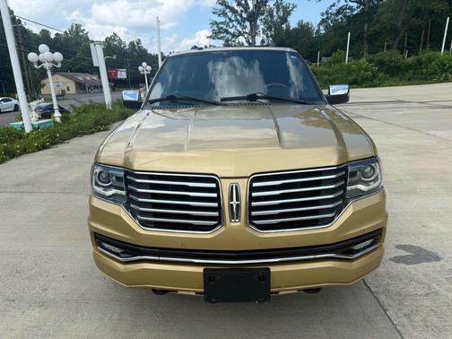 2016 Lincoln Navigator Select