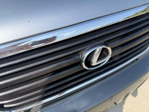 2002 Lexus LX 470 Base