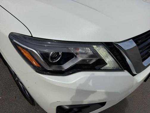 2020 Nissan Pathfinder Platinum 2WD