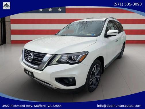 White 2020 Nissan Pathfinder Platinum 2WD