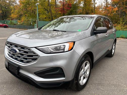 2020 Ford Edge SE