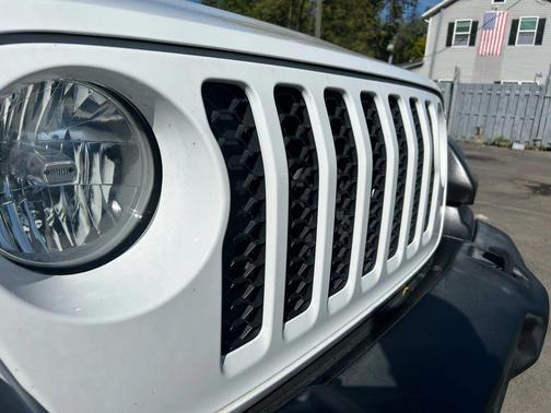 2020 Jeep Gladiator Sport S