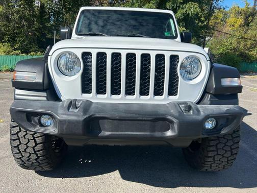 2020 Jeep Gladiator Sport S