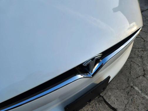 2018 Tesla Model X P100D