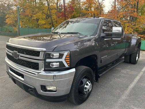 2011 Chevrolet Silverado 3500 LT