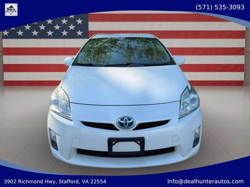 White 2010 Toyota Prius III