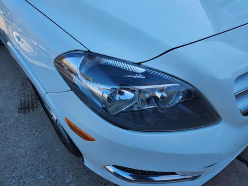 2017 Mercedes-Benz B-Class B 250e Hatchback 4D