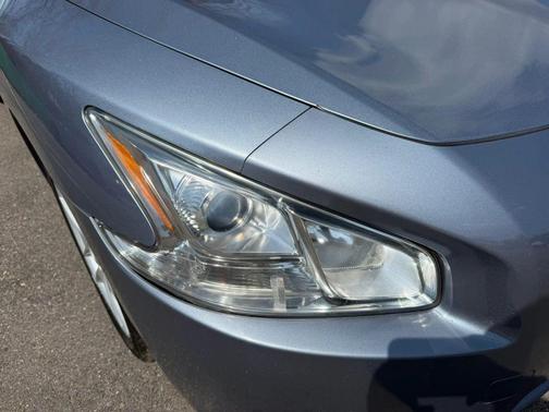 2011 Nissan Maxima SV