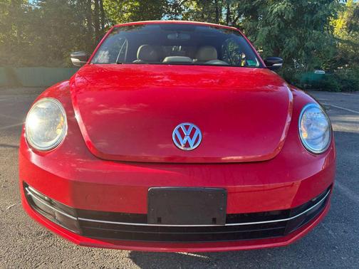 2013 Volkswagen Beetle 2.0T