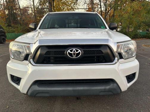 2013 Toyota Tacoma Base