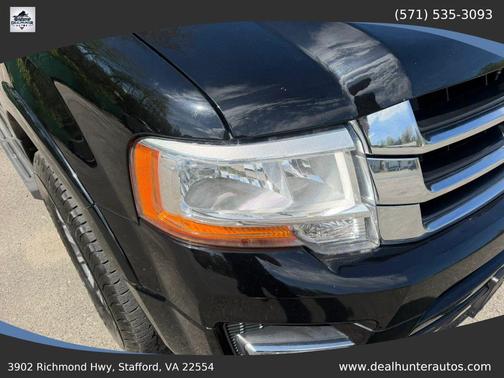 Black 2017 Ford Expedition XLT