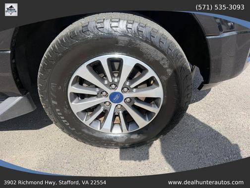 Black 2017 Ford Expedition XLT