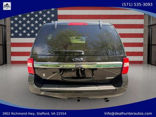 Black 2017 Ford Expedition XLT