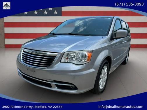 2016 Chrysler Town & Country Touring