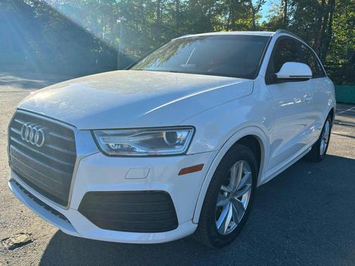 2018 Audi Q3 Premium Sport Utility 4D